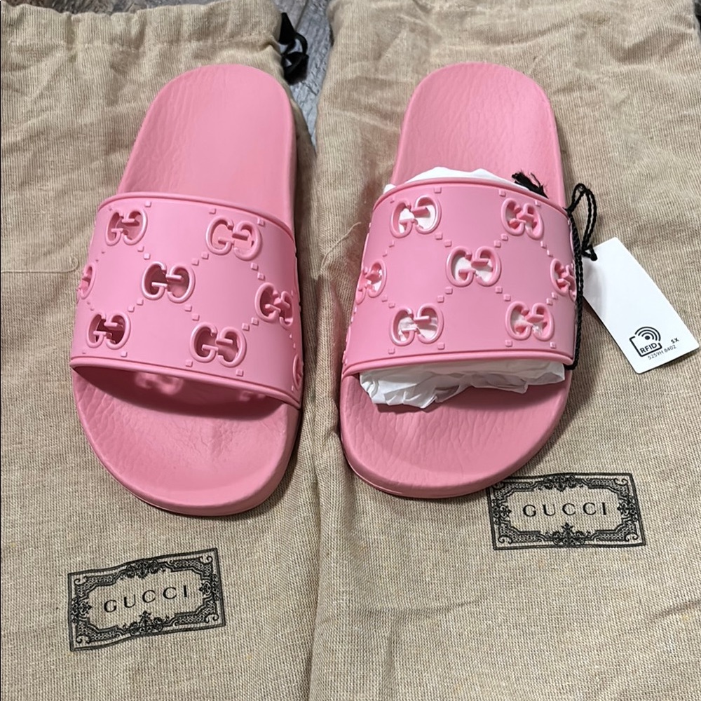 Gucci Pink Slide Sandals women’s size 6